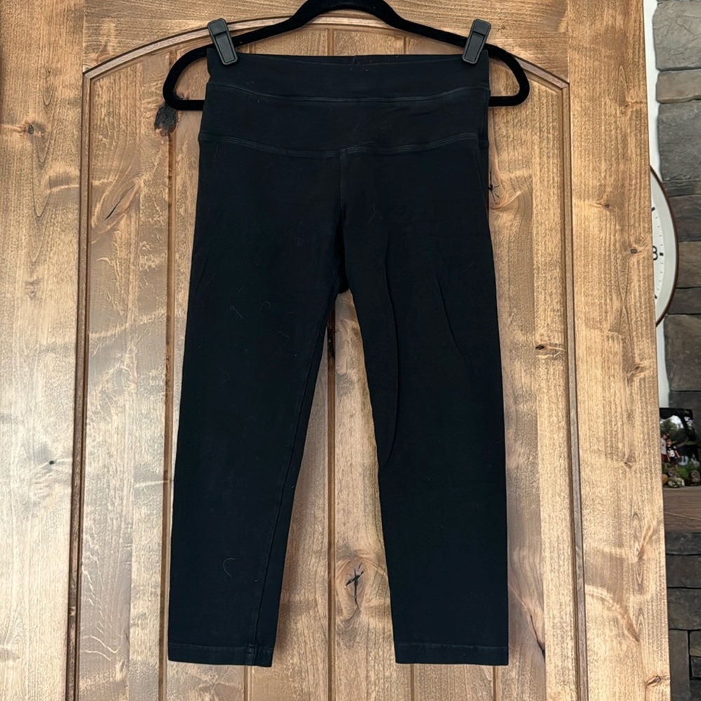 Hard tail cropped cotton leggings